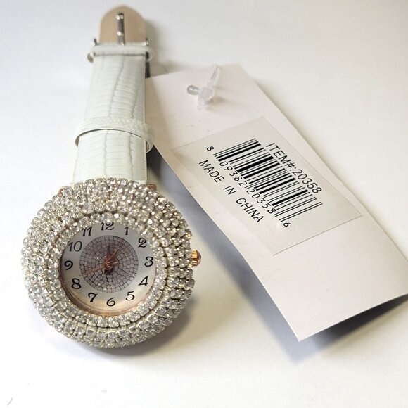 White Crystal Fashion Watch with White Band - NEW WITH TAGS - Picture 5 of 12